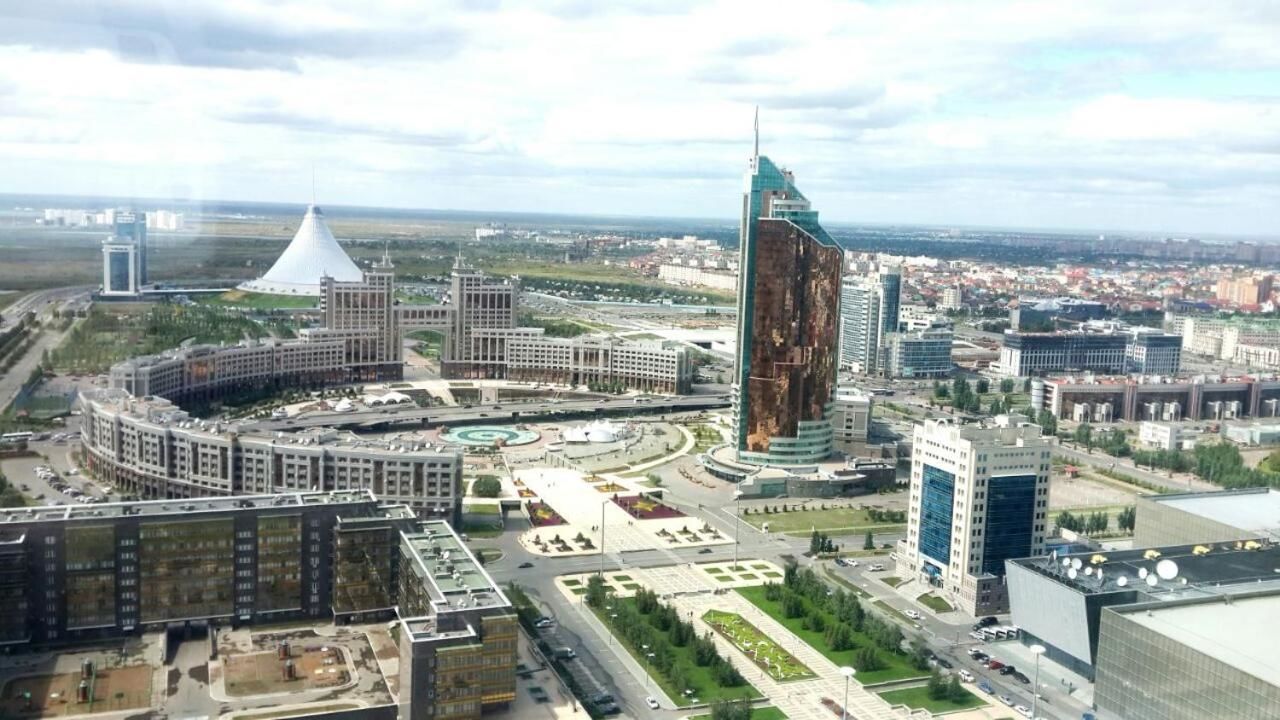 Апартаменты Северное Сияние 35 этаж Нур-Султан-13